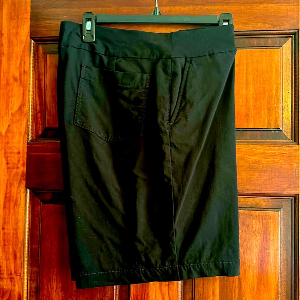 Ladies Talbots black shorts size 16